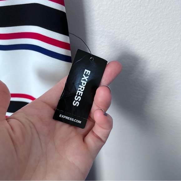 NWT Express red white and blue striped keyhole tank size small - Picture 6 of 8